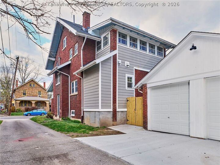 Property Photo:  1594 Jackson Street  WV 25311 