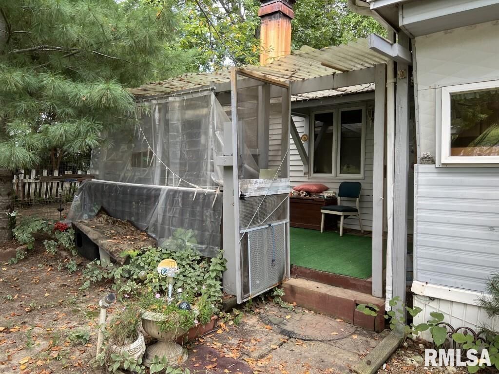 Property Photo:  110 John Able Drive  IL 62939 