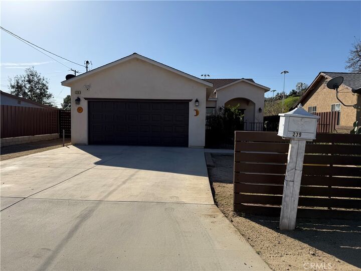 Property Photo:  279 W 39th  CA 92405 