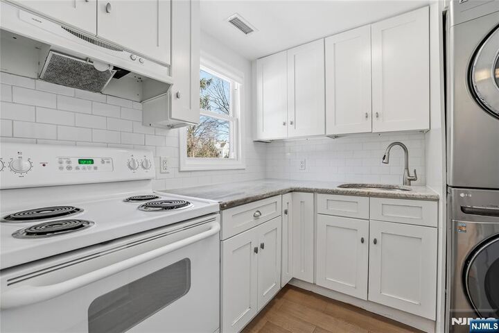 Property Photo:  371 Gilbert Street 2  NJ 07450 