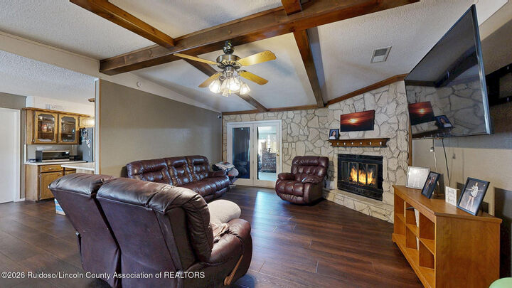Property Photo:  106 W Circle Drive  NM 88346 