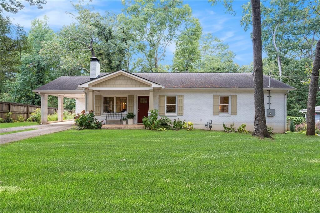 Property Photo: 1347 Dorothy Drive GA 30030