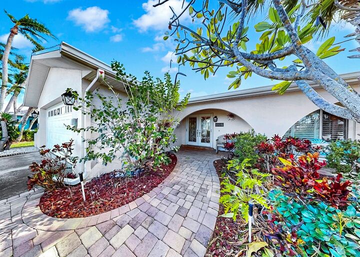 Property Photo:  6317 Cocoa Lane  FL 33572 