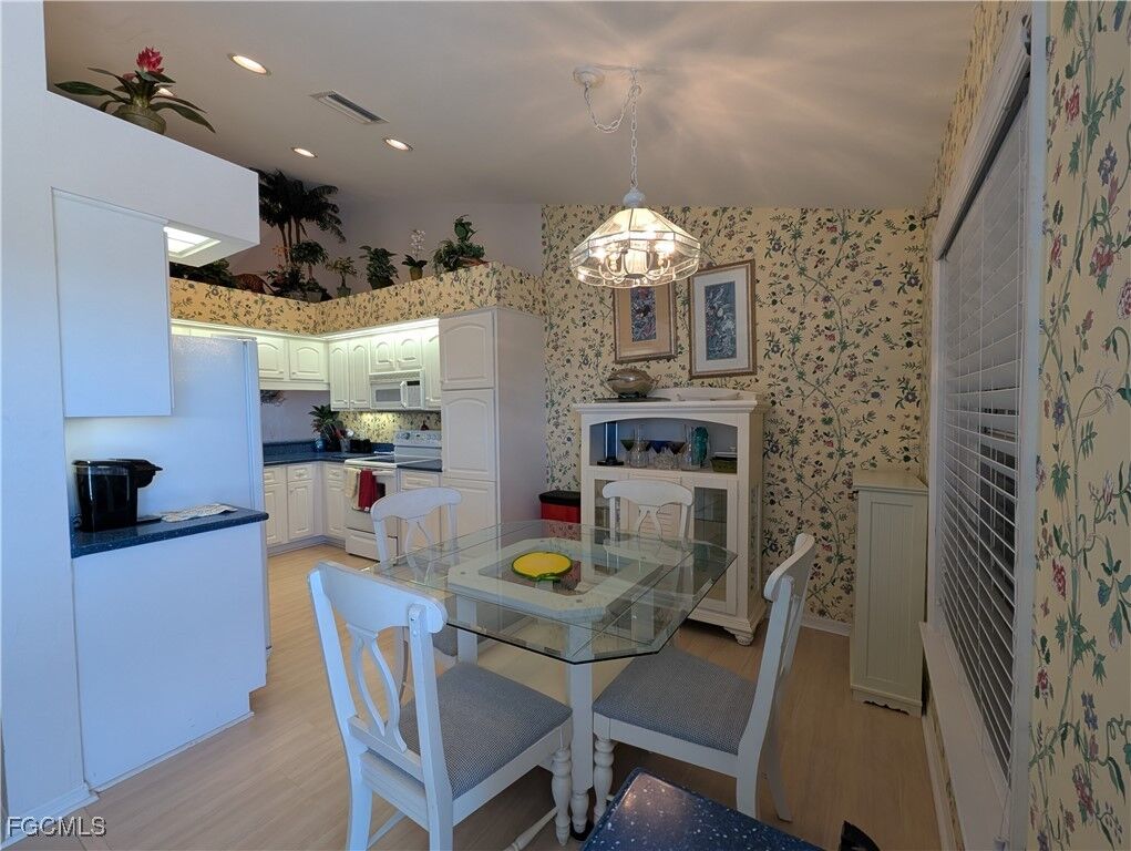 Property Photo:  4622 SW 12th Place 224  FL 33914 