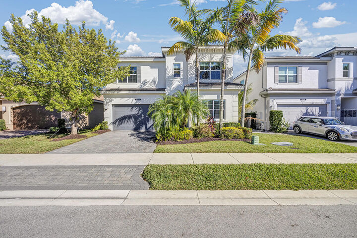 Property Photo:  15214 Cherry Creek Lane  FL 33446 