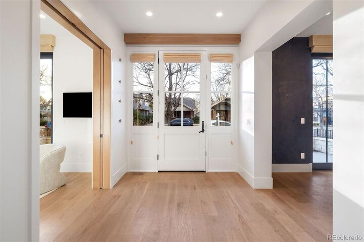 Property Photo:  1026 S High Street  CO 80209 