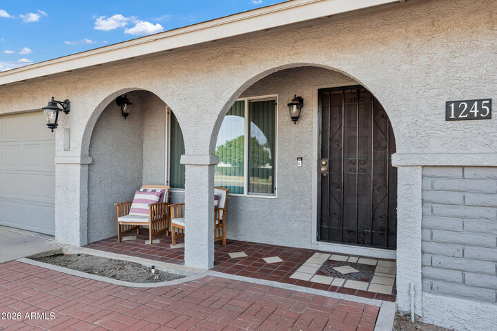 Property Photo:  1245 W 11th Street  AZ 85281 