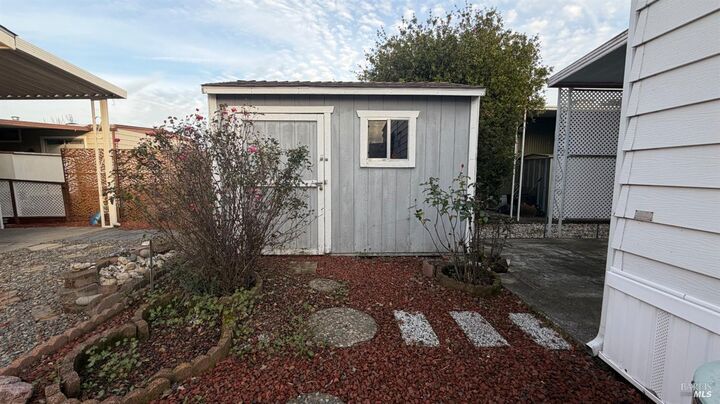 Property Photo:  145 Stratford Way  CA 95401 