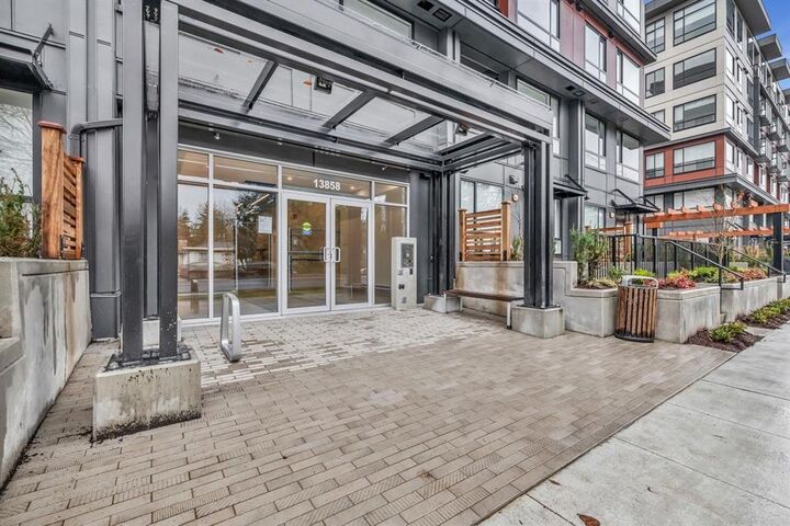 13858 108 Avenue 307 — photo 1