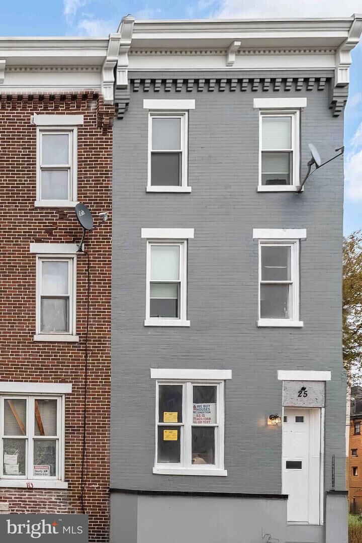 Property Photo:  25 Evergreen Street  PA 17104 