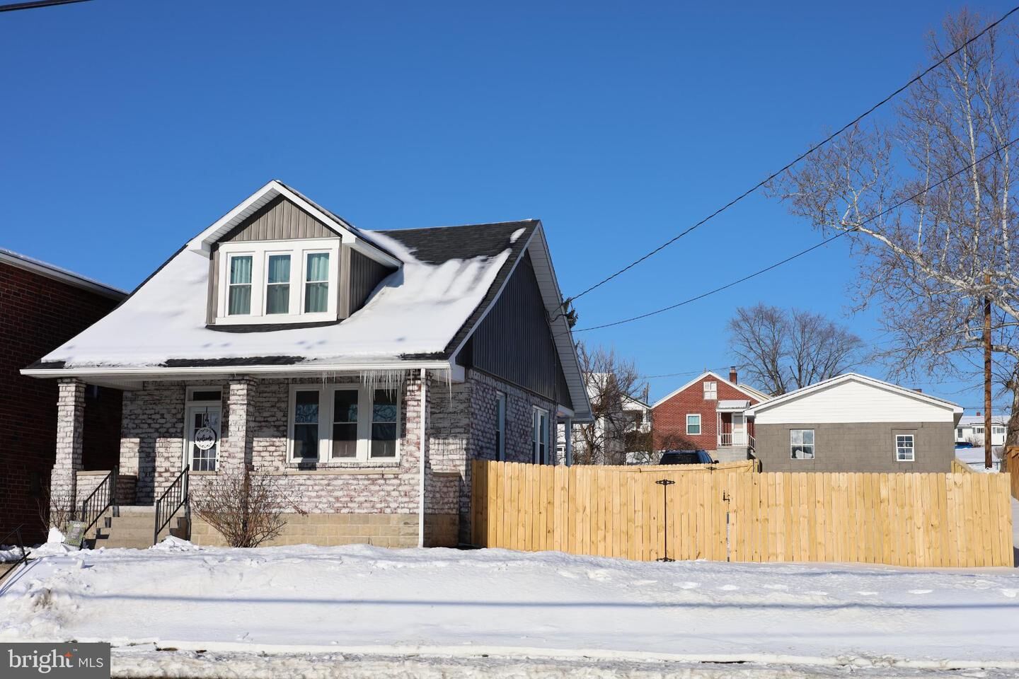 Property Photo: 1102 E Oldtown Road MD 21502