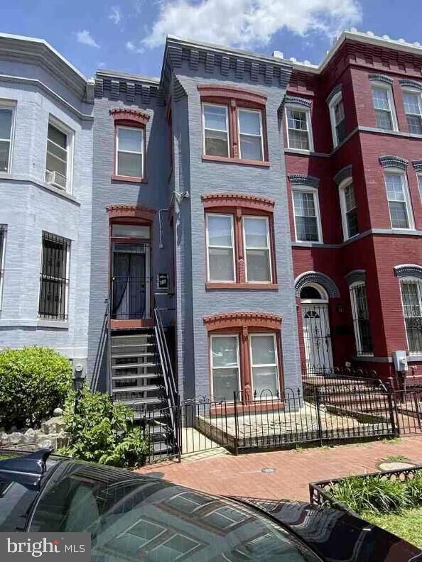 Property Photo:  11 N Street NW  DC 20001 