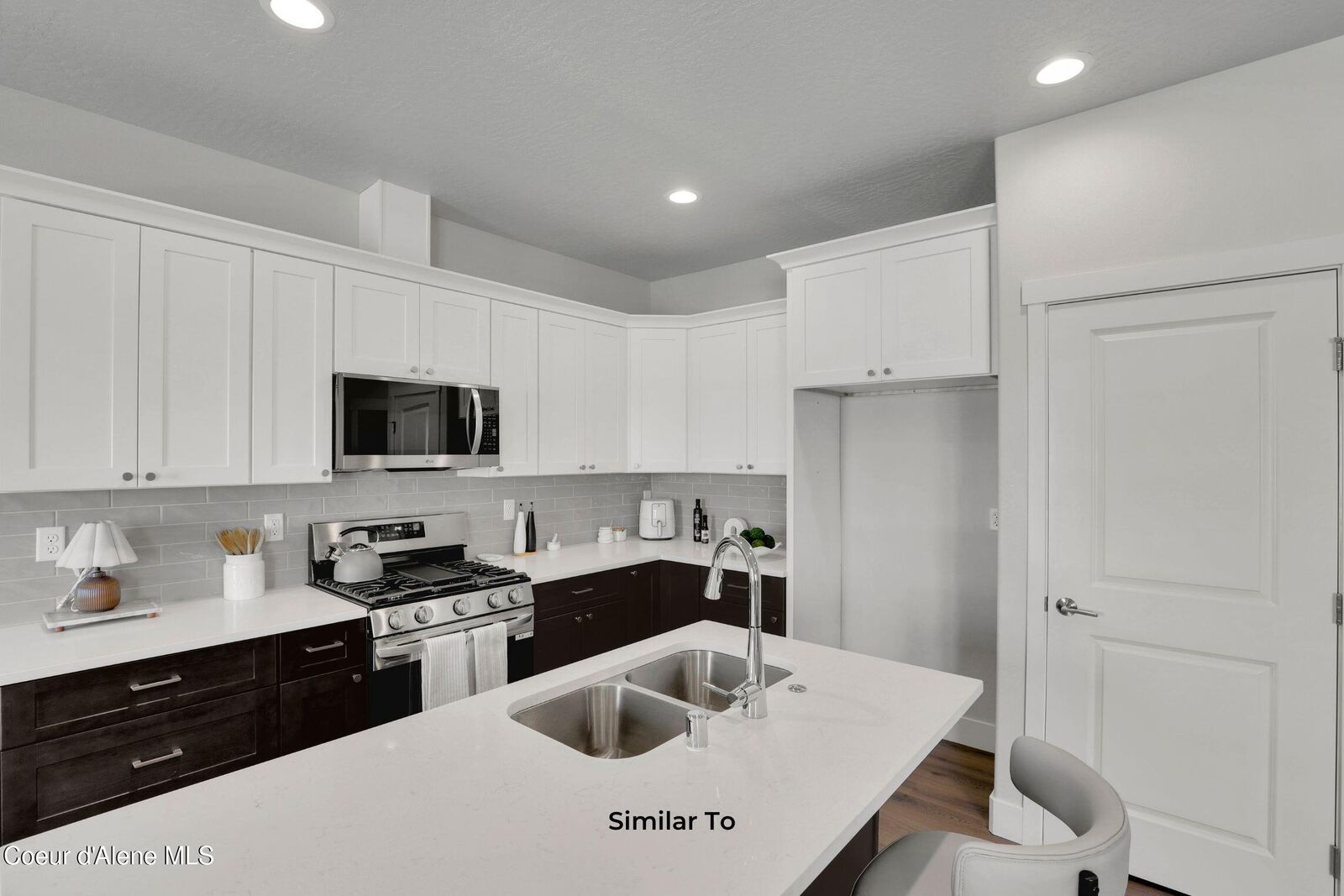 Property Photo:  603 N Galbraith Lp (Lot 39)  ID 83854 