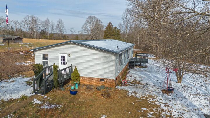 Property Photo:  6611 Prysock Avenue  NC 28612 