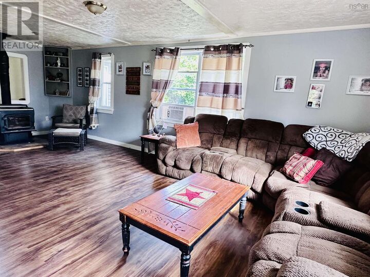 Property Photo: 101 Parr Street NS B0T 1W0