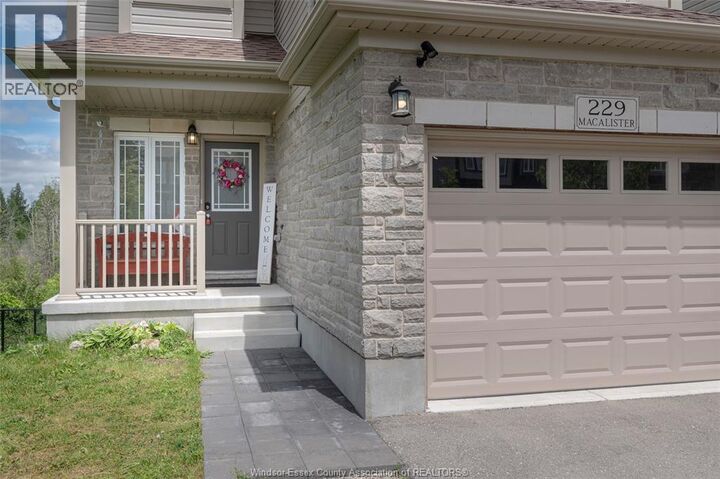 Property Photo: 229 Macalister Boulevard ON N1G 0G8