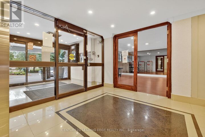 Property Photo: 85 Emmett Avenue 1802 ON M6M 5A2