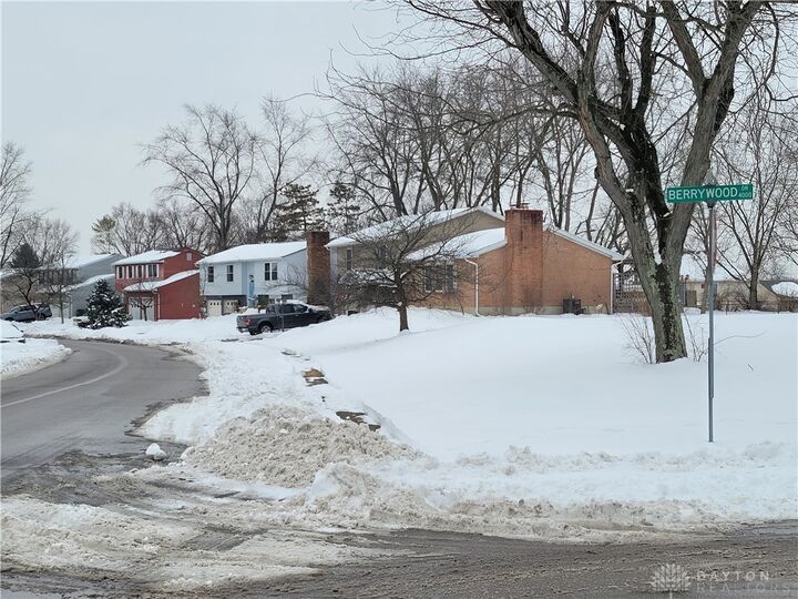 Property Photo:  4739 Strathaven Drive  OH 45424 