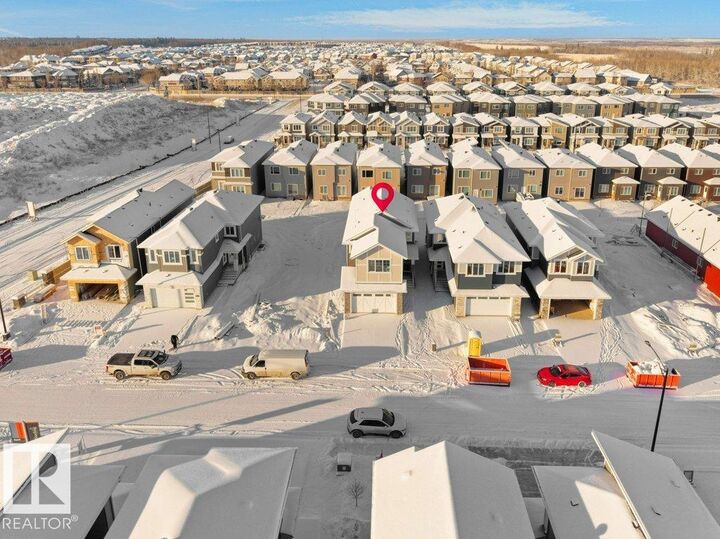 Property Photo:  3310 Chickadee Dr NW  AB T5S 0V5 