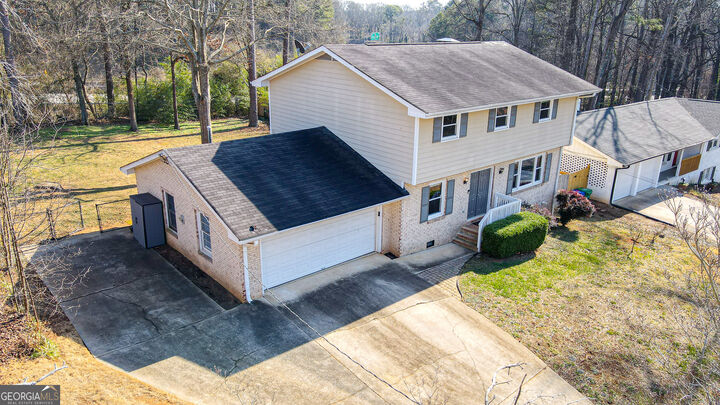 Property Photo: 1231 Sanden Ferry Drive GA 30033