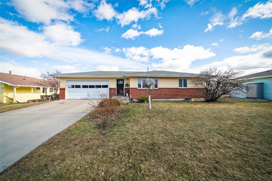 Property Photo:  316 N 10th Avenue  MT 59715 