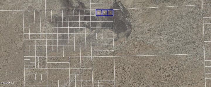 Property Photo:  25000 Tamarack Avenue  CA 93523 