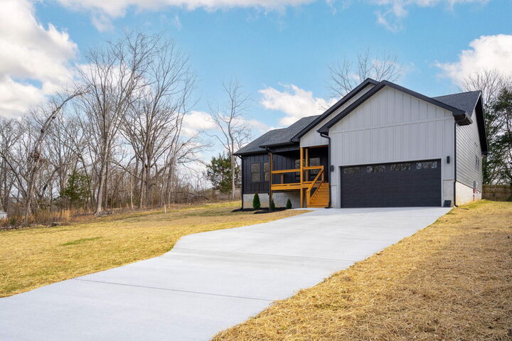 Property Photo:  8806 Nelson Road  TN 37379 