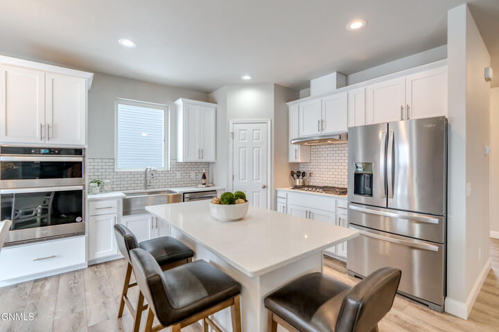 Property Photo:  4810 Cornice Loop  ND 58503 