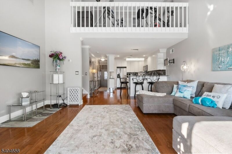 Property Photo:  5 Bluebird Ct  NJ 07860 