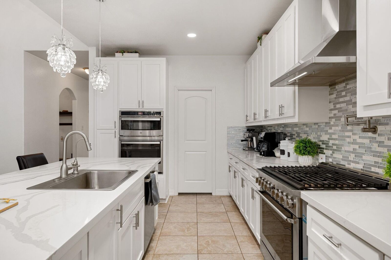 Property Photo: 2007 Brookmont Drive TX 77301