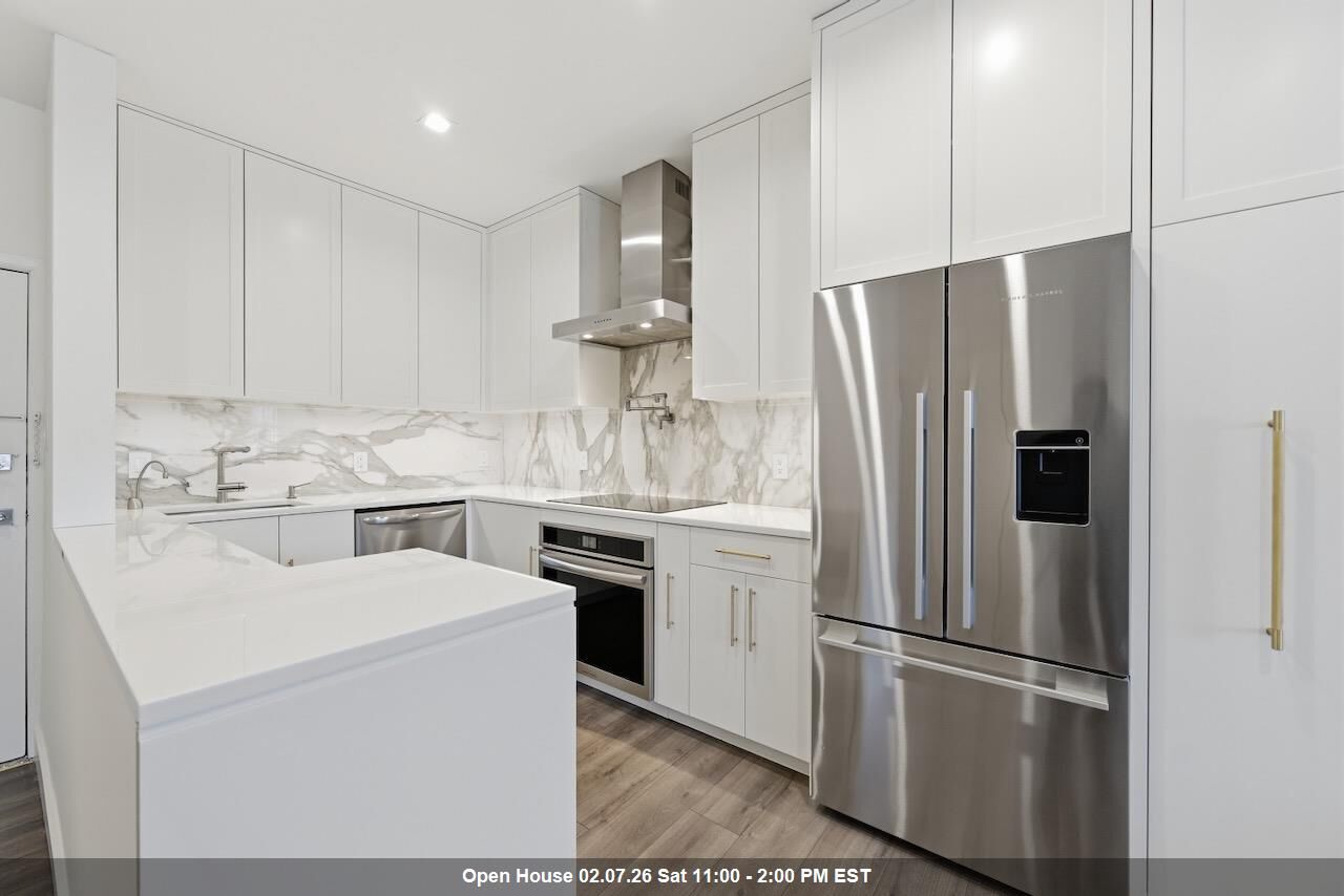 Property Photo:  43-49 Van Wagenen Ave 4A  NJ 07306 