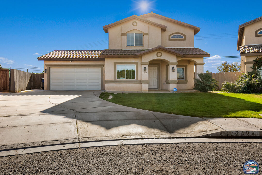 Property Photo:  2424   La Guardia Ct  CA 92251 