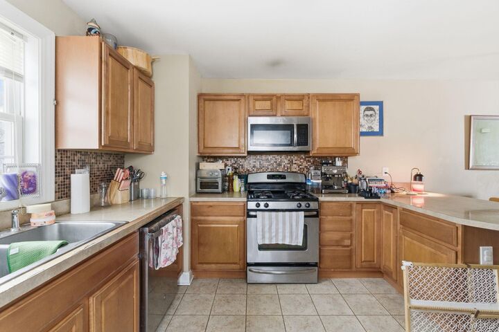 Property Photo:  64 Wenliss Terrace  NY 12590 