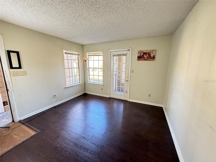 Property Photo:  5500 Devonbriar Way 104  FL 32822 