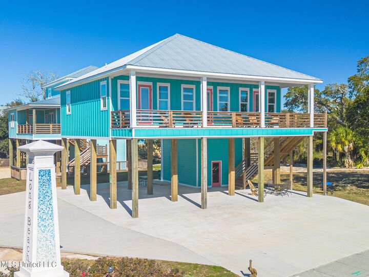 Property Photo:  601 E Beach Boulevard  MS 39560 
