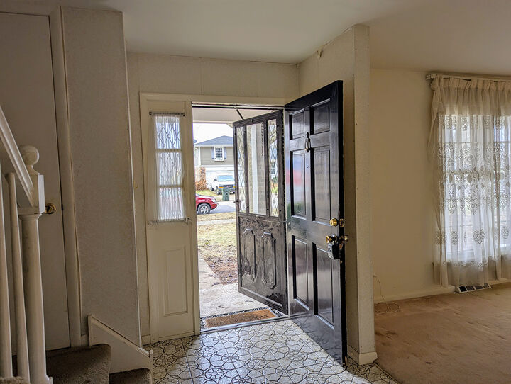 Property Photo:  1206 E Suffield Drive  IL 60004 