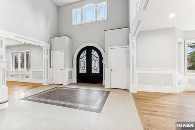 Property Photo:  25 Jones Court  NJ 07648 