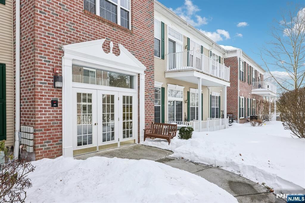 Property Photo:  109 Four Seasons Drive 109  NJ 07470 