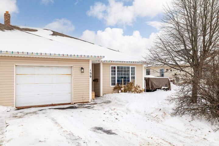 Property Photo:  159 Walker Avenue  PE C1N 6G3 