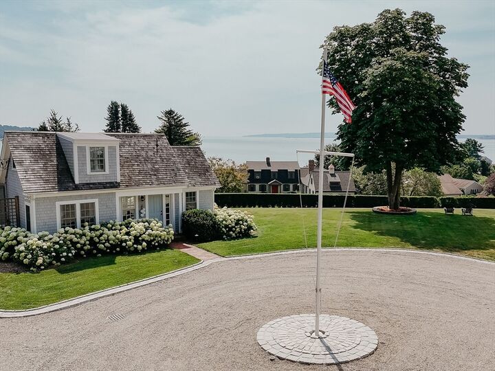 Property Photo:  20 Seabury Point Road  MA 02332 