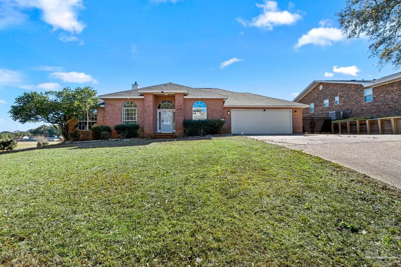 Property Photo:  3377 Crestview Ln  FL 32563 