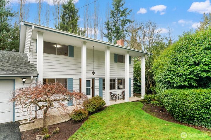 Property Photo:  8615  194th Place SW  WA 98026 