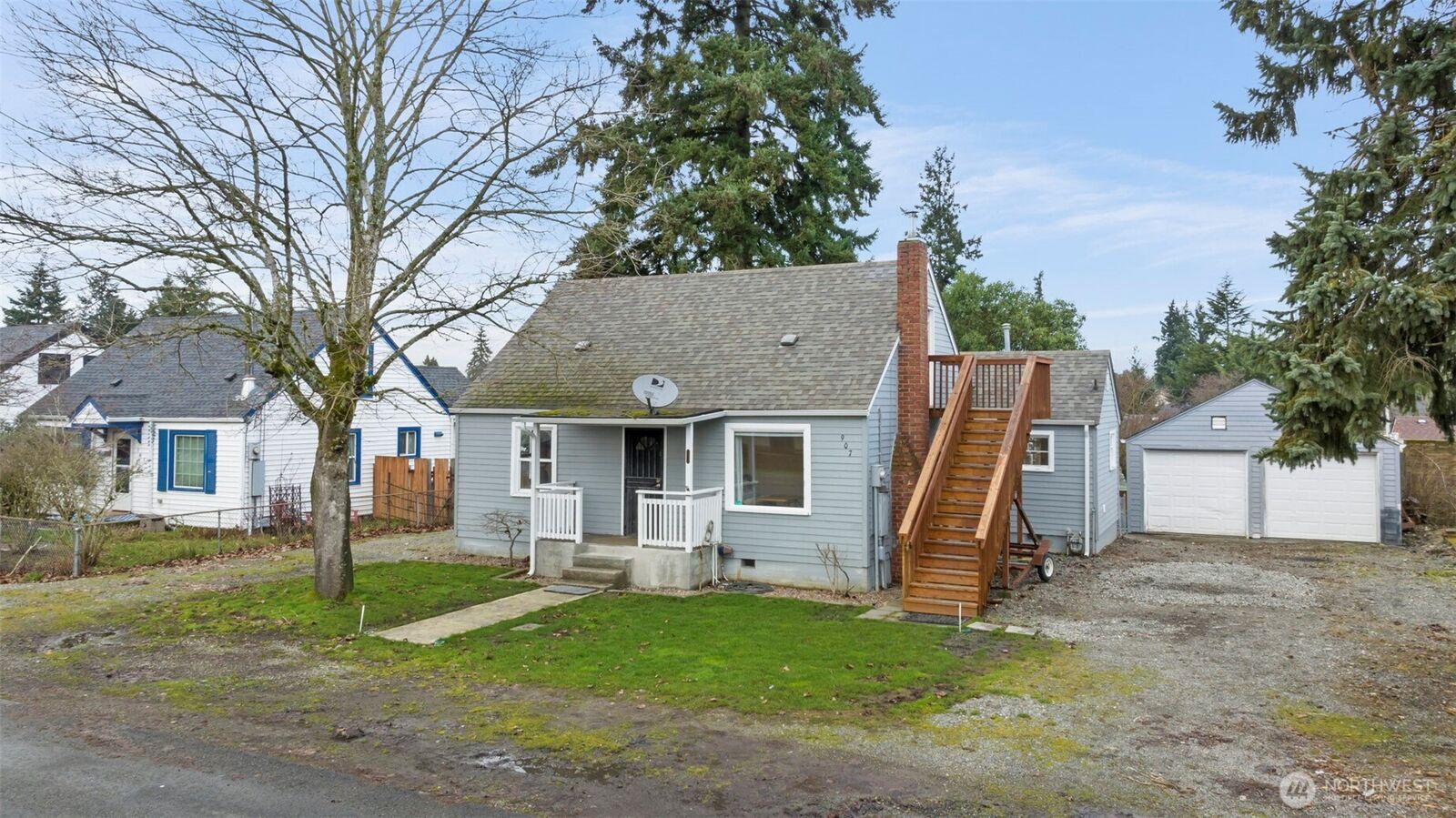 Property Photo:  905  115th Street S  WA 98444 