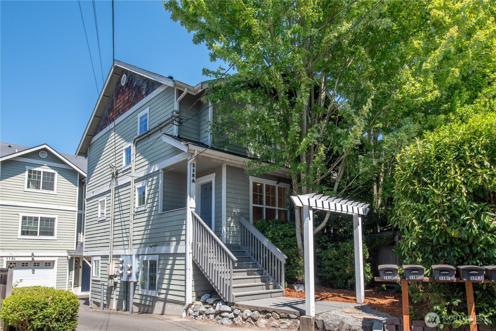 Property Photo:  118 N 104th Street A  WA 98133 