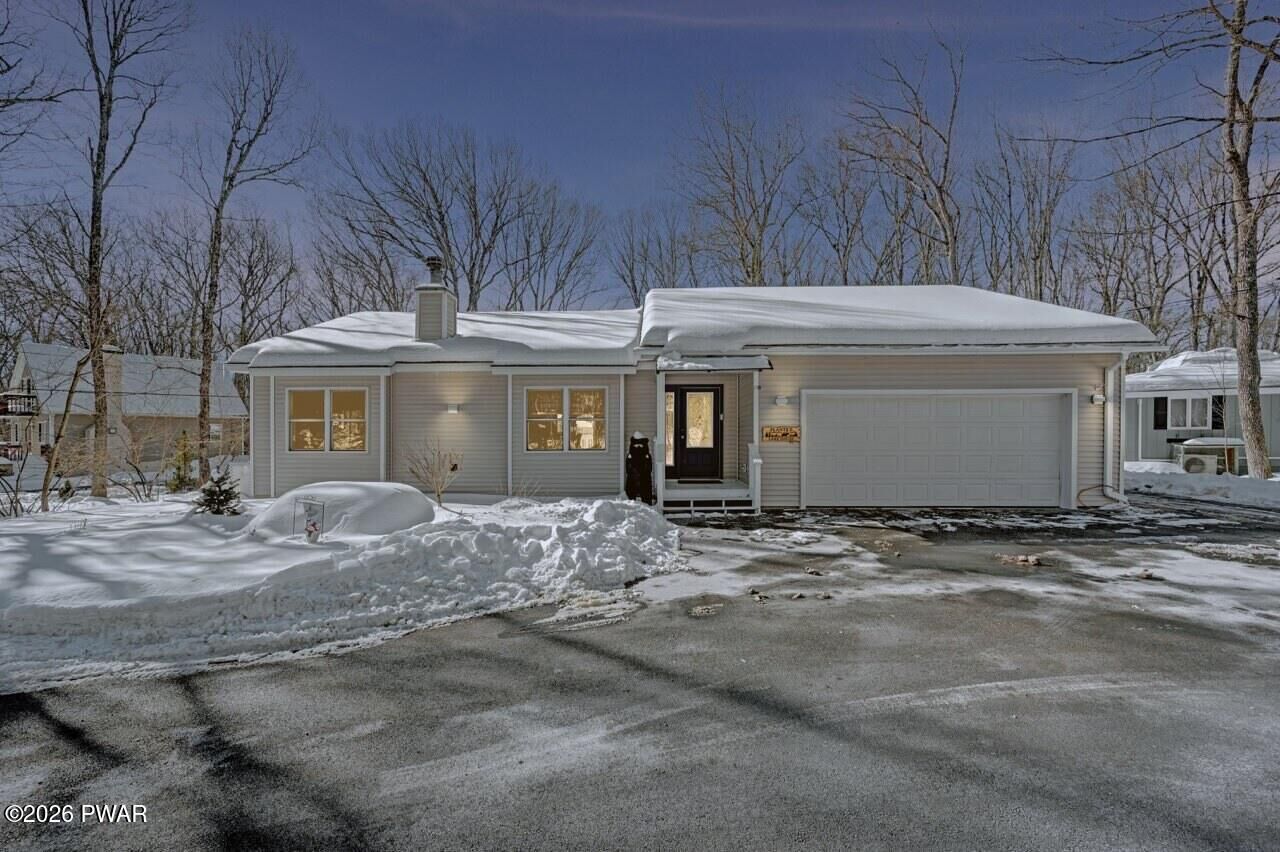 Property Photo:  100 Forest Drive  PA 18428 