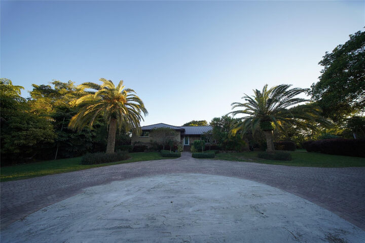 Property Photo: 4000 NW 74th Street FL 33073