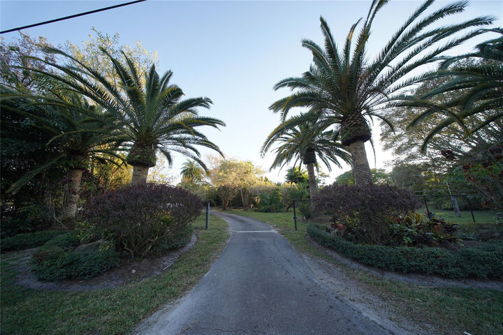 Property Photo:  4000 NW 74th Street  FL 33073 