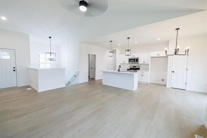 Property Photo:  3821 N Woodbury Lane  WI 53545 