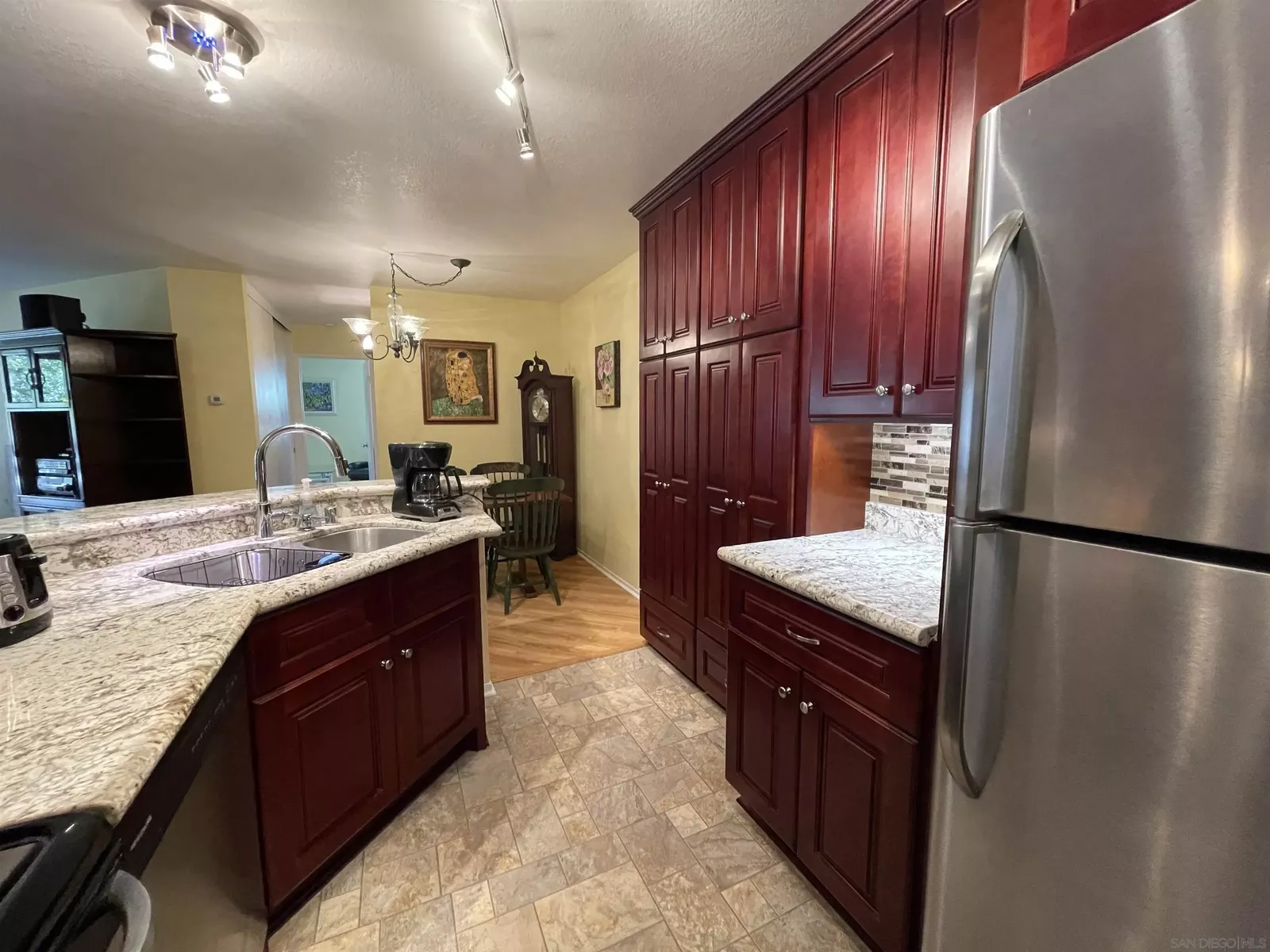 Property Photo:  7263 Camino Degrazia 33  CA 92111 