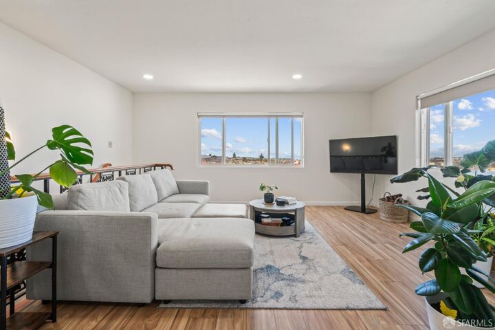 Property Photo:  1551-1551A 20th Avenue  CA 94122 